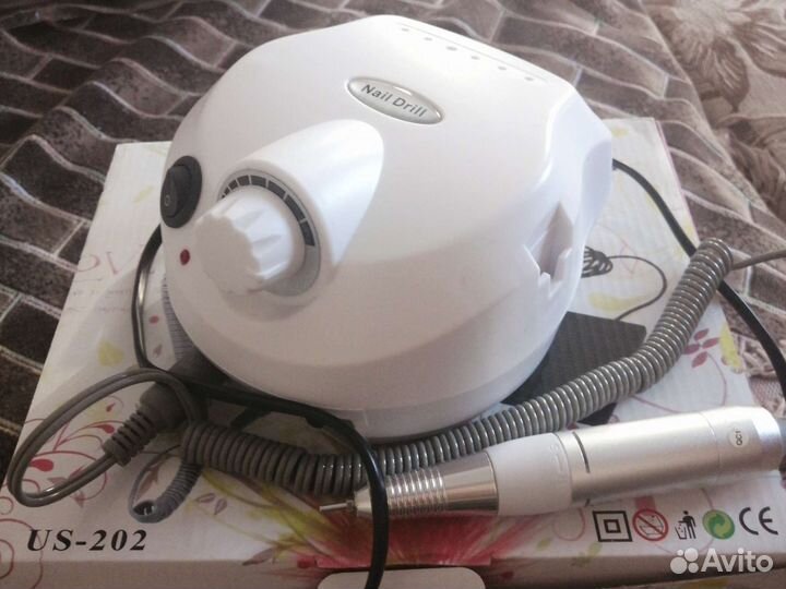 Машинка для маникюра и педикюра