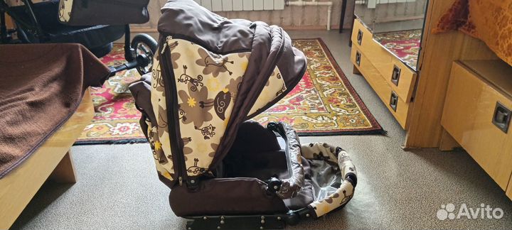 Детская коляска 