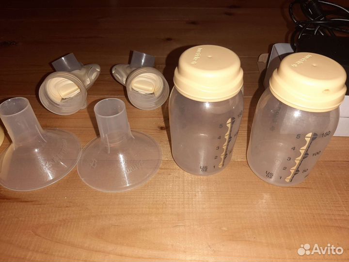 Молокоотсос электрический двойной medela