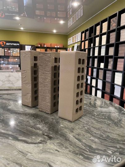 Кирпич лицевой серый гладкий завода жкз