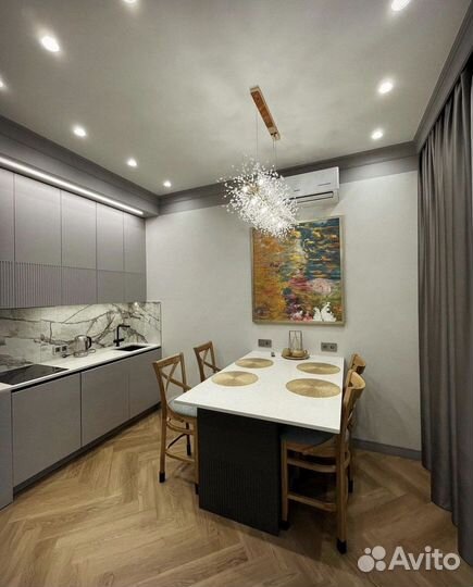 Угловая кухня на заказ собственное производство