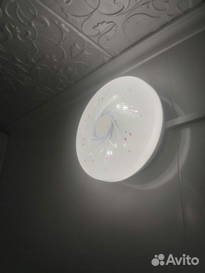 Светильник потолочный