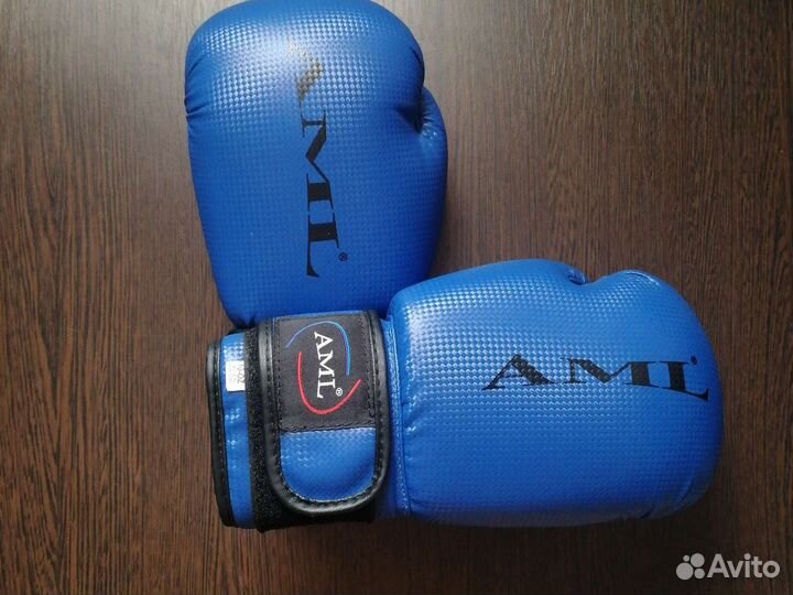Боксерские перчатки AML