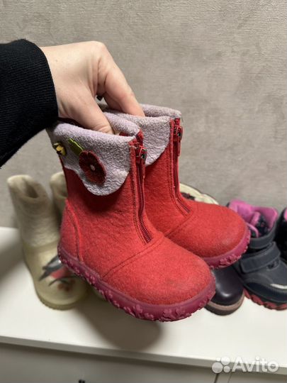 Обувь детская зимняя 4 пары 23-25 размер