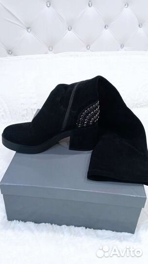 Женские сапоги-чулки ботфорды