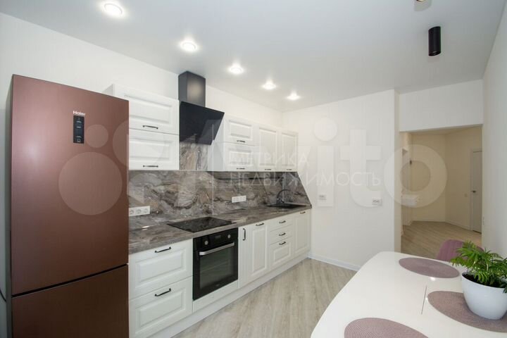 2-к. квартира, 66 м², 10/23 эт.