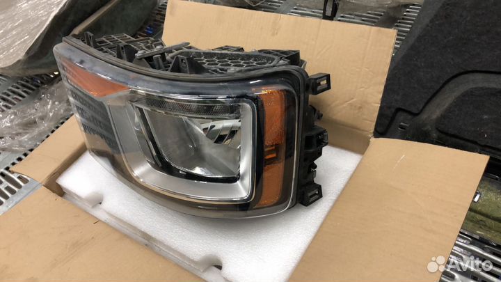 Фара RH Scania 2655841