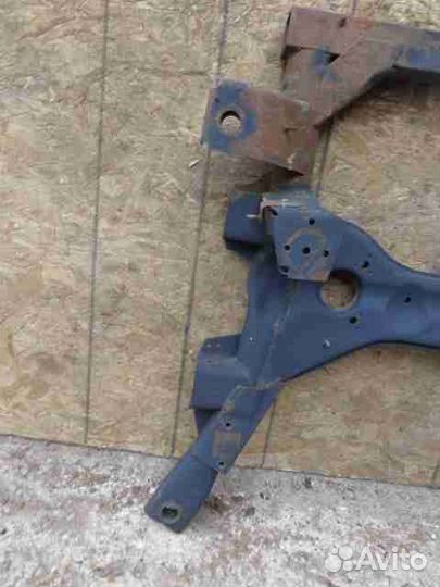 Подрамник Nissan Murano Murano I (Z50) 2002 - 2008