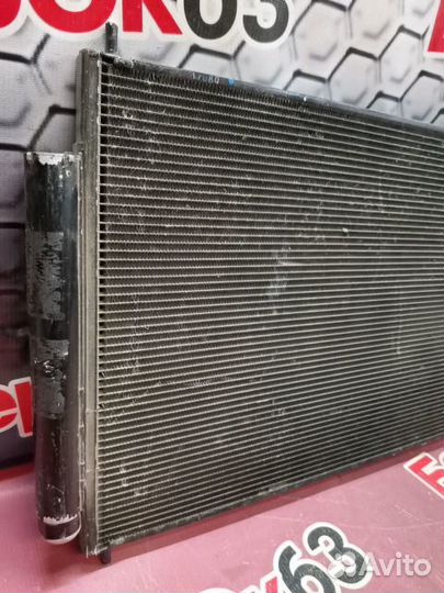 Радиатор кондиционера передний Honda CR-V