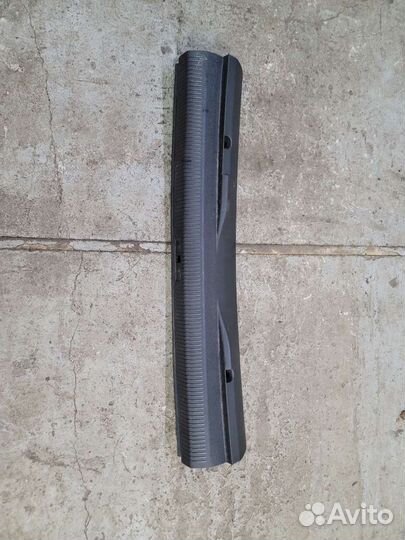 Накладка задней панели VW Passat B6 Avant