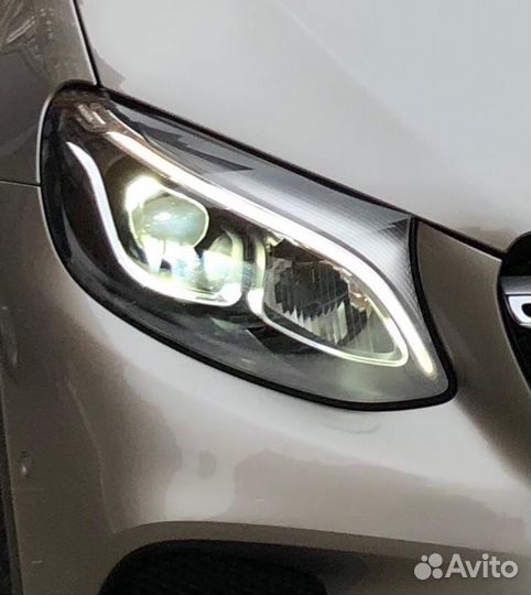 Фара Mercedes GLC Передняя Правая