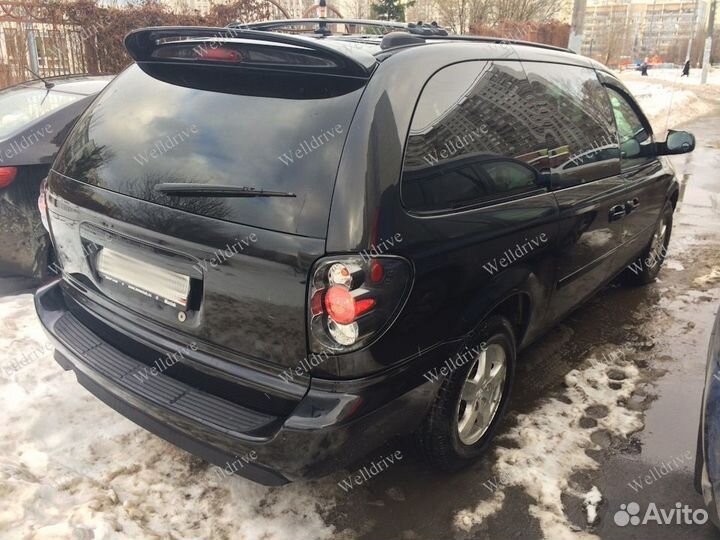 Фонари Chrysler Voyager 4 01-04 черные
