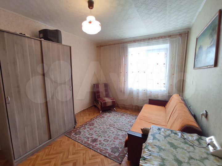 Комната 13 м² в 4-к., 7/9 эт.