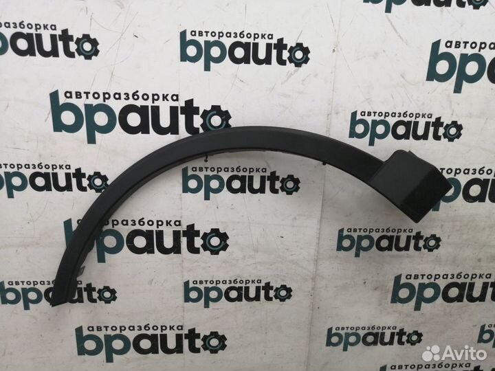 Накладка на переднее крыло расширитель левый