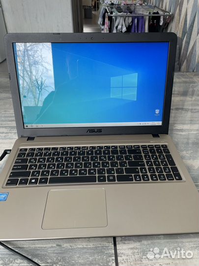 Ноутбук Asus x540s