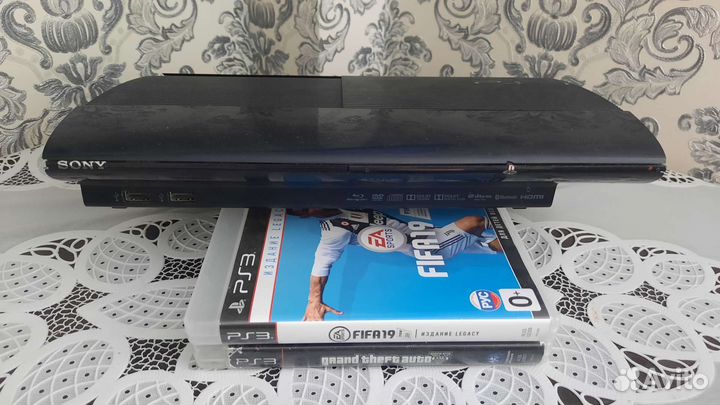 PS3 Super slim. 500gb