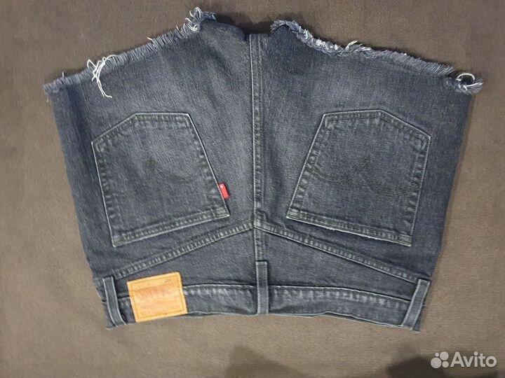 Джинсовые шорты levis