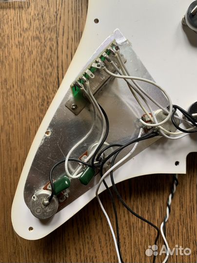 Пикгард, синглы Bacchus Stratocaster universe