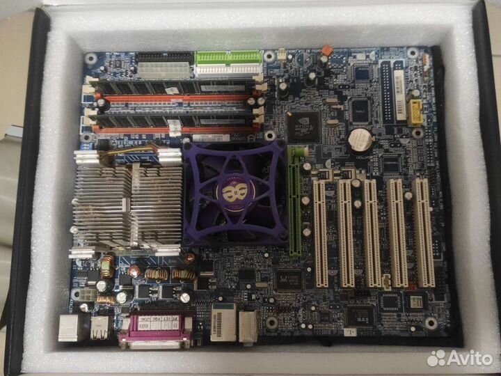 Материнская плата Gigabyte GA-7N400