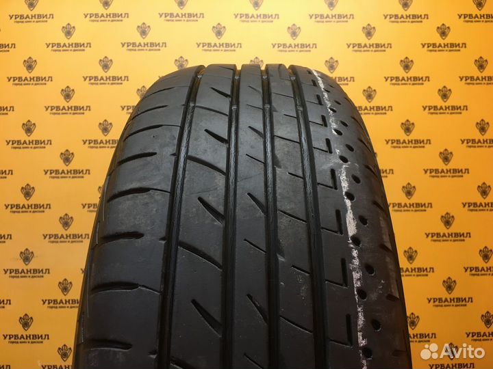 Bridgestone Playz PX-RV 215/55 R17 94V