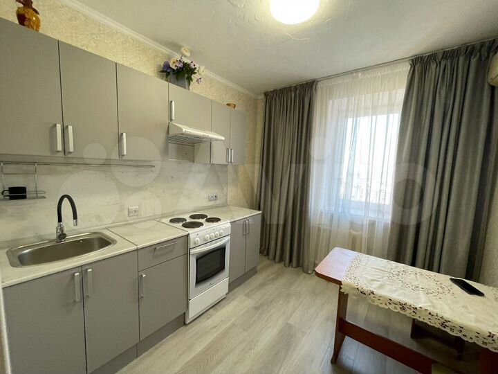 2-к. квартира, 56 м², 12/14 эт.