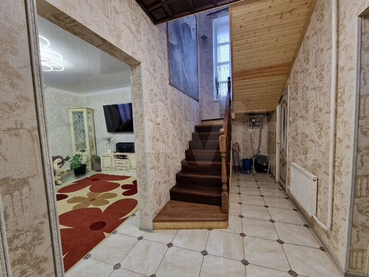 Дом 188,4 м² на участке 5,3 сот.