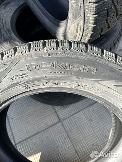 Nokian Tyres Hakkapeliitta R2 SUV 225/60 R18 104R