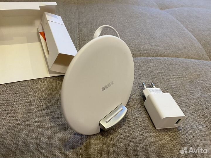 Беспроводная быстрая зарядка Interstep 10W (новая)