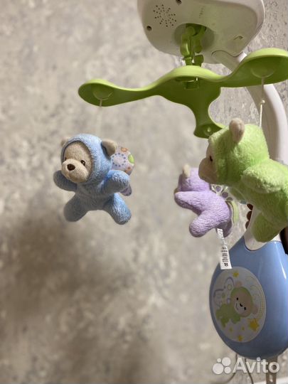 Мобиль в кроватку музыкальный fisher price