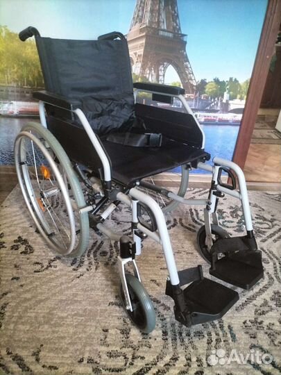 Инвалидная коляска