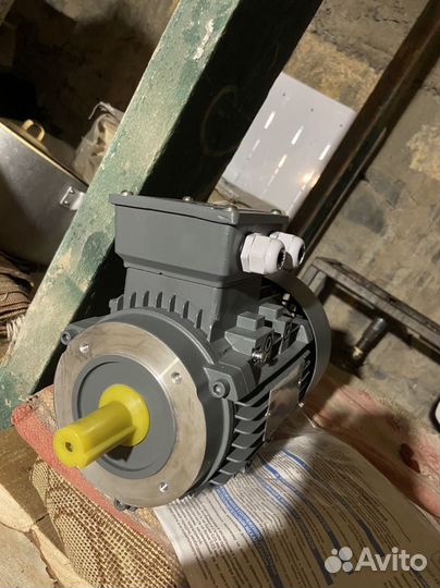 Электродвигатель