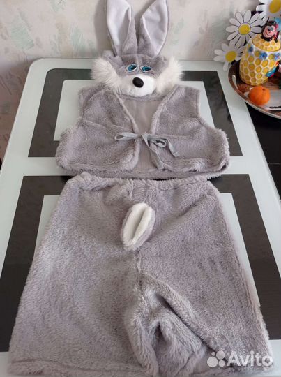 Новогодний костюм зайчика