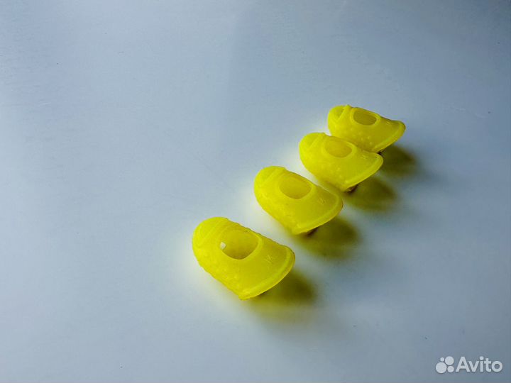 Напальчники для игры на гитаре