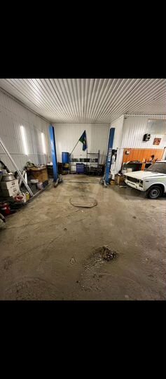 Гараж, > 30 м²