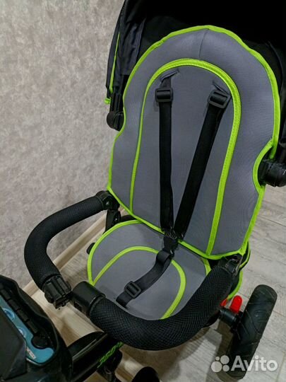 Детский 3х колесный велосипед с ручкой