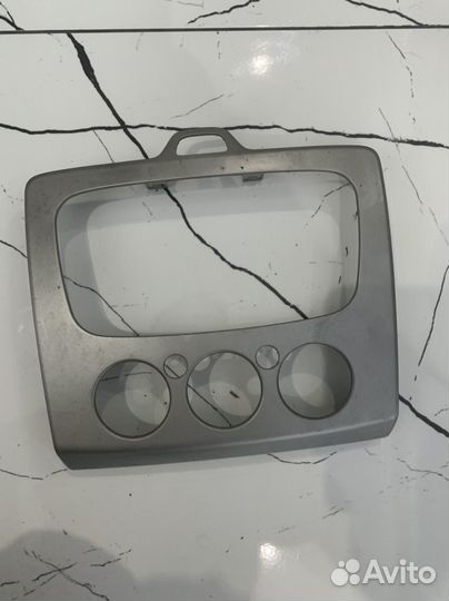 Ford focus 2 накладка консоли