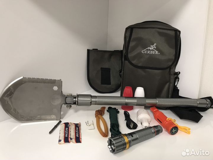 Складная лопата туристическая