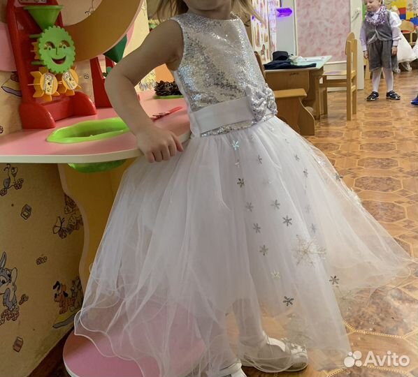 Новогоднее платье 4-5 лет
