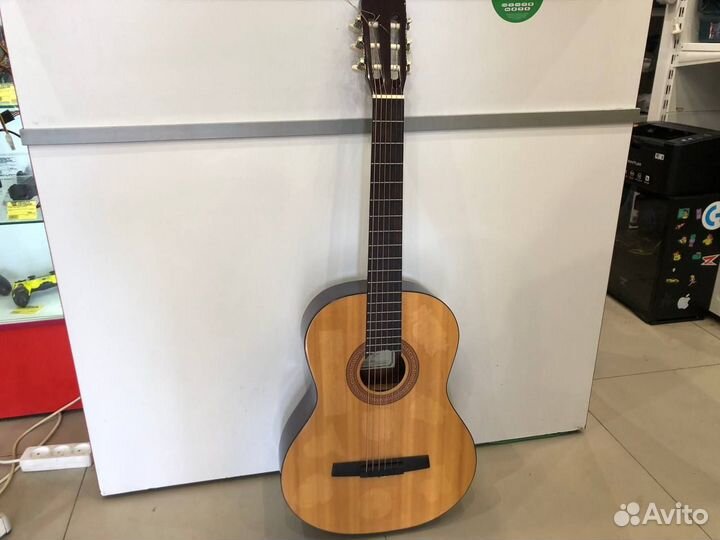 Классическая гитара Hohner HC06 (17)