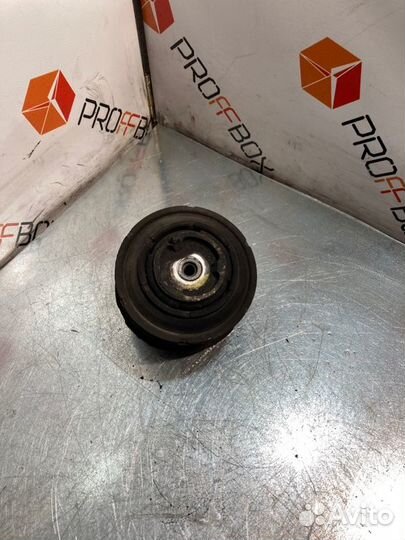 Подушка крепления двигателя Mercedes C-Class W203