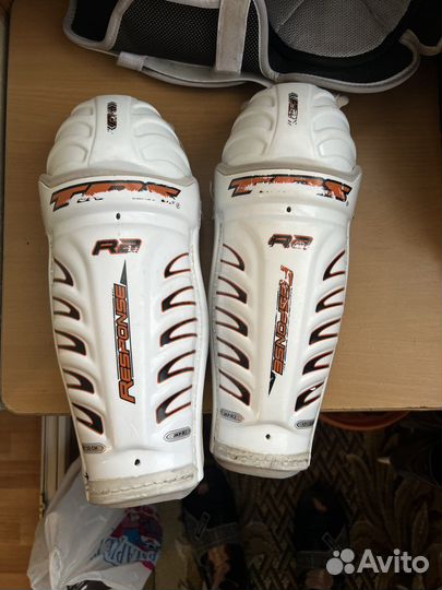 Хоккейные щитки