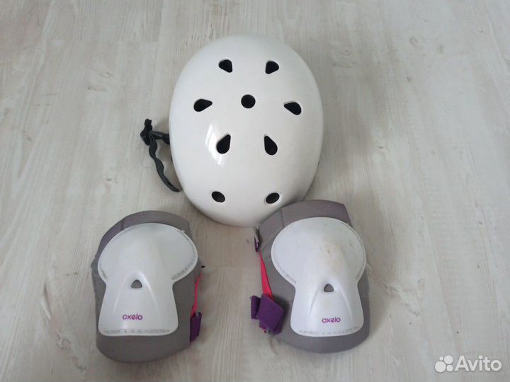 Шлем и защита на колени