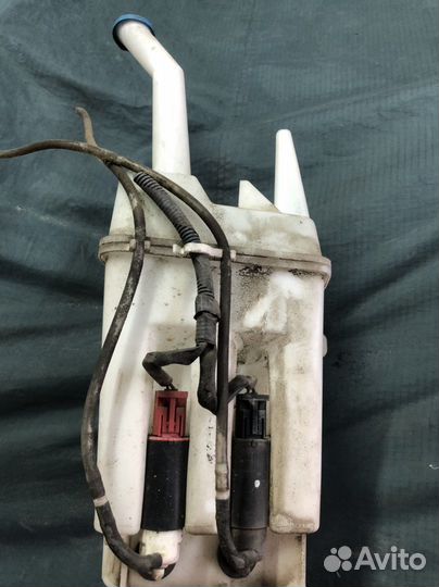 Тойота авенсис