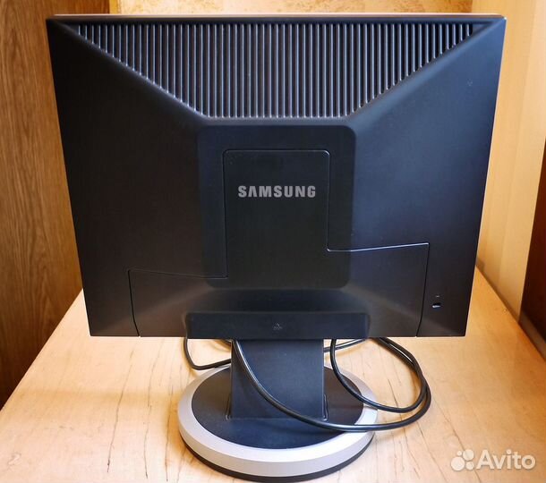 Монитор Samsung 940N 19 дюймов