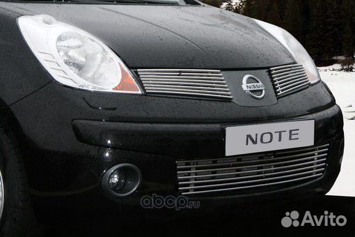 Декоративная решетка бампера Nissan Note
