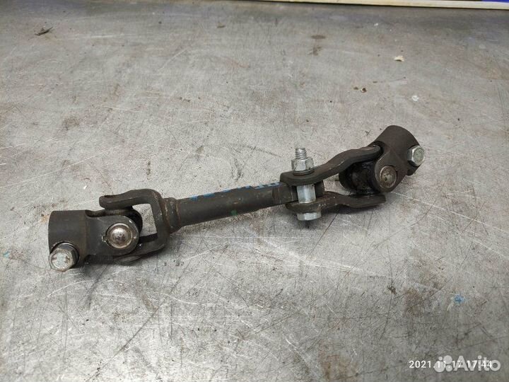 Рулевой карданчик Лада Приора 21126 2011