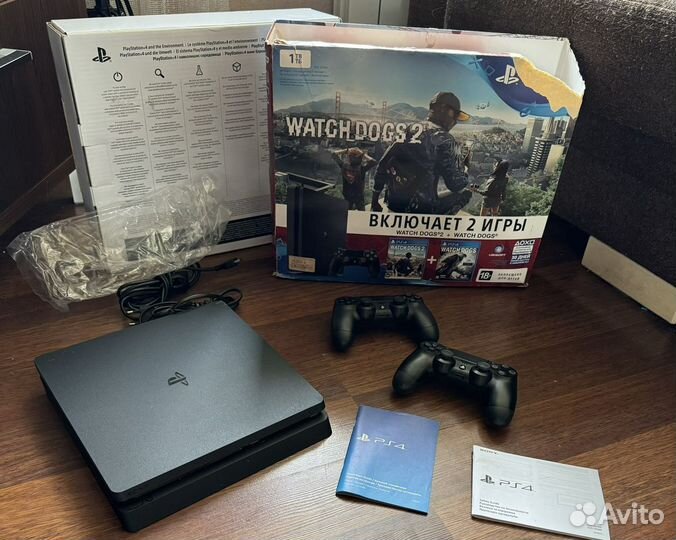 Playstation 4 Slim, 1Tb. Много игр