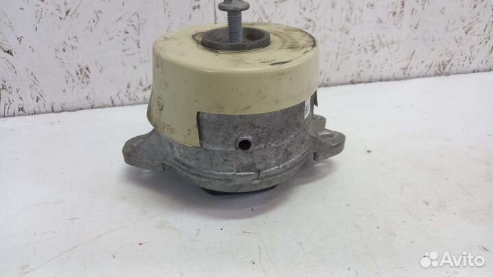 Гидроопора двигателя левая Mercedes GLC C253