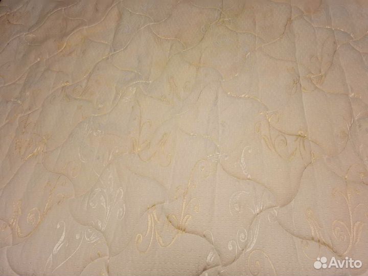 Матрас 140х200 бу