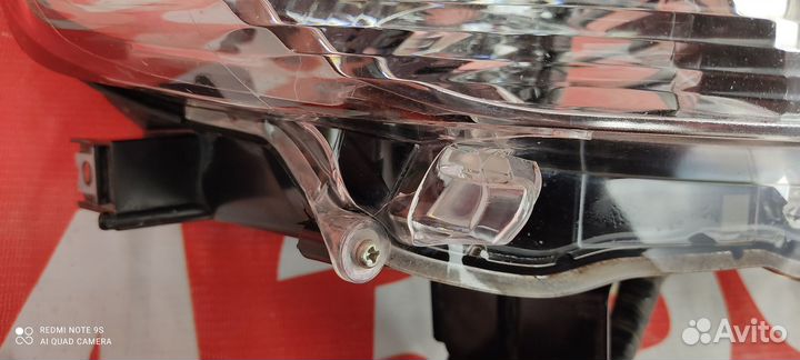 Фара правая Toyota Land Cruiser 200